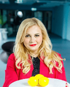 Elīna Miķelsone